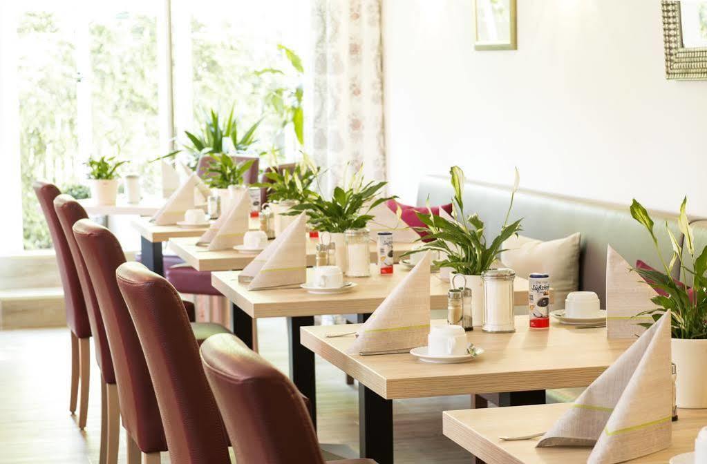 Hotel Winhart 3*